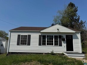 Building Photo - 1015 Cherry Ave