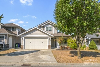 Building Photo - 47393 MacSwan Dr