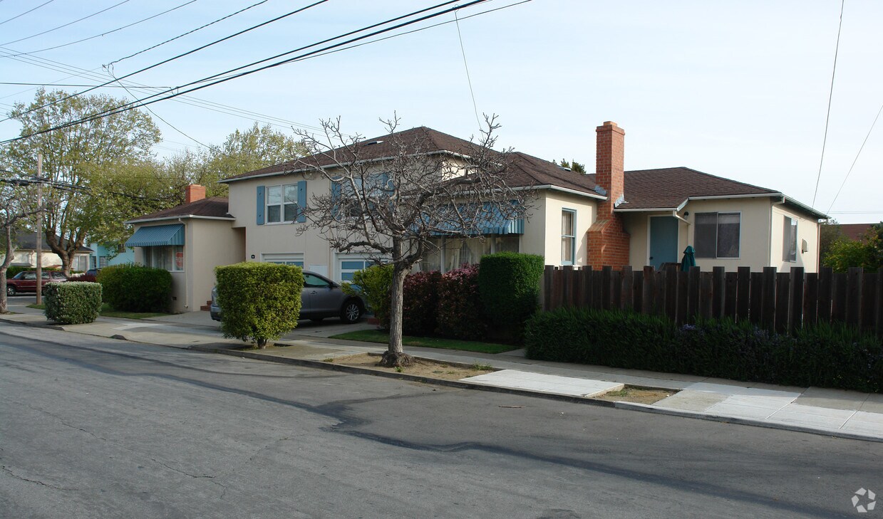 Primary Photo - 950 N Humboldt St