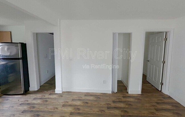 Foto del edificio - 1637 W 34th St