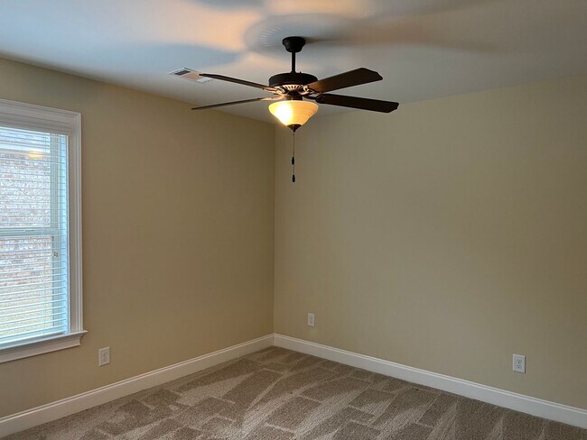 Foto del edificio - Beautiful Prattville Home