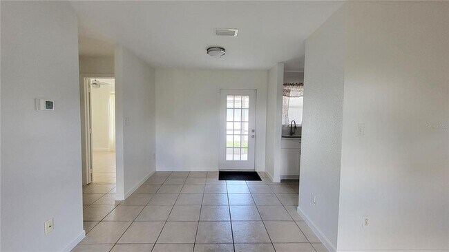 Building Photo - 6417 Flintlock St