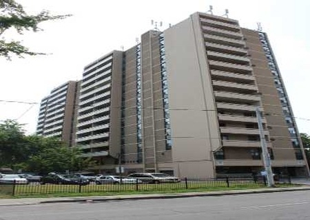 Building Photo - Westbury Park Place