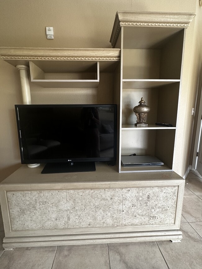 Photo - 8601 Worldquest Blvd Townhome