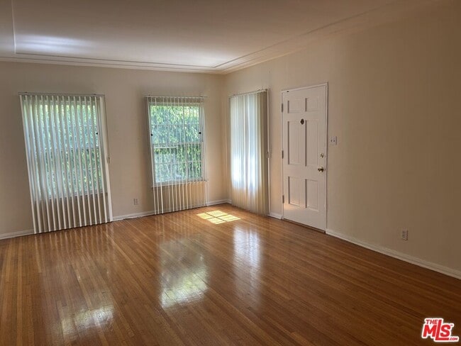 Building Photo - 244 S Lasky Dr