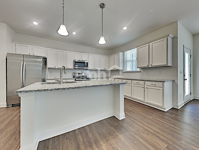 Foto del edificio - 3076 Day Flower Dr