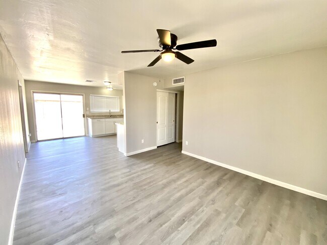 Building Photo - 6514 W Pima St