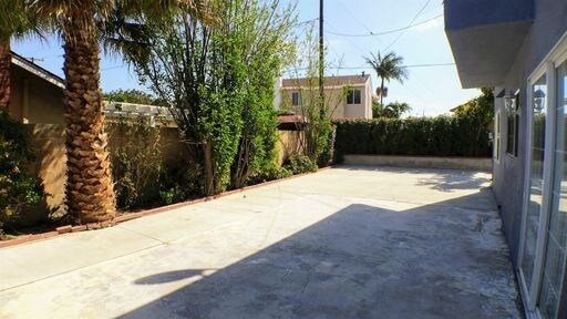 Foto del edificio - 20208 Wadley Ave