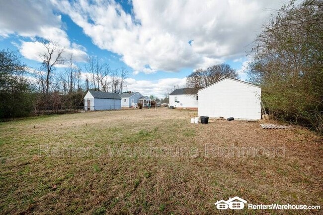 Building Photo - 2409 Hungary Rd