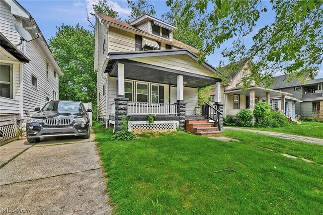 Foto del edificio - 3341 E 145th St