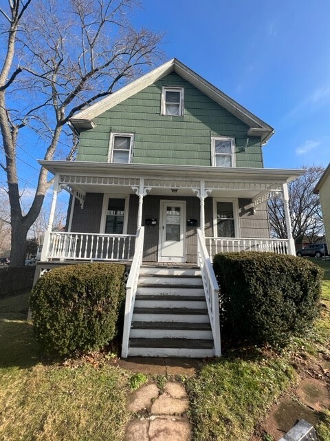 Front of house - 38 Walnut St