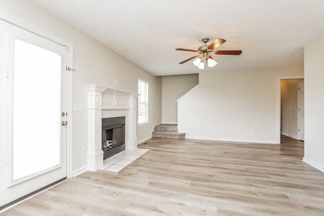 Building Photo - 1621 Antebellum Dr