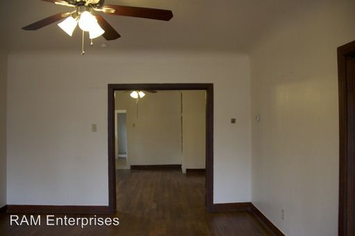 Building Photo - 206 N Washington Ave