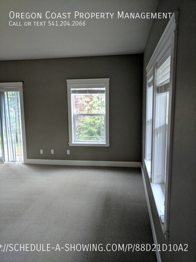 Great 2 bedroom House in Rockaway! House for Rent in Rockaway Beach