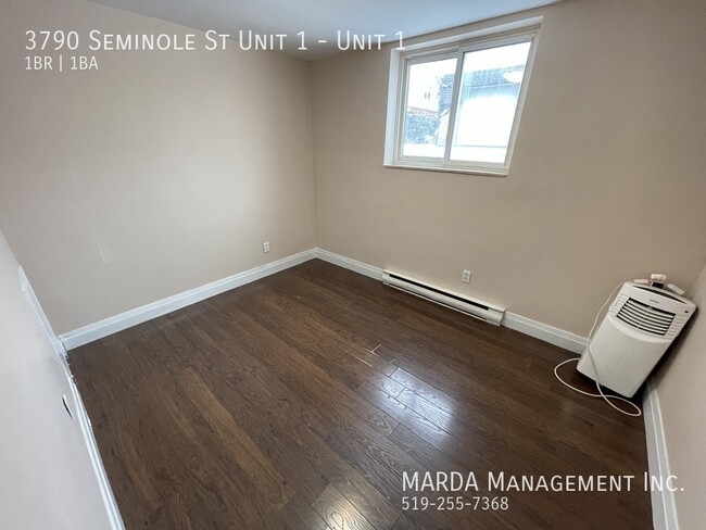 Building Photo - COZY 1BED/1BATH APT BUILDING IN EAST WINDS...
