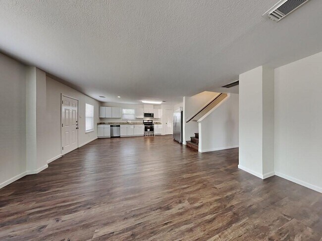 Foto del edificio - 4006 Carmel Ridge Way