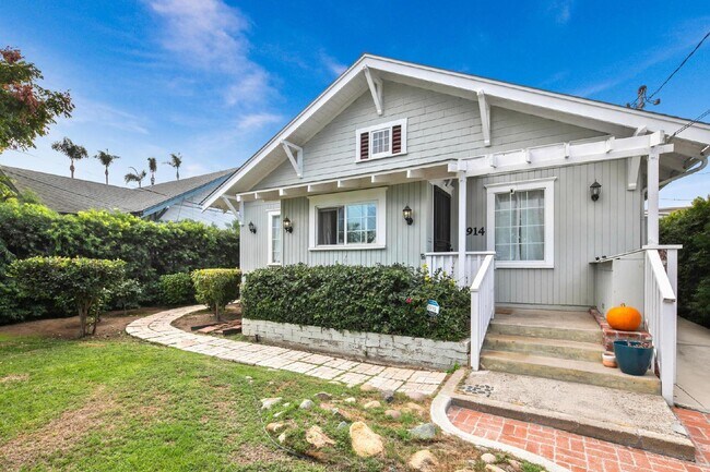 Foto del edificio - Charming 2-Bedroom 2 bath home with Modern Comforts in San Diego's Historic Mission Hills!