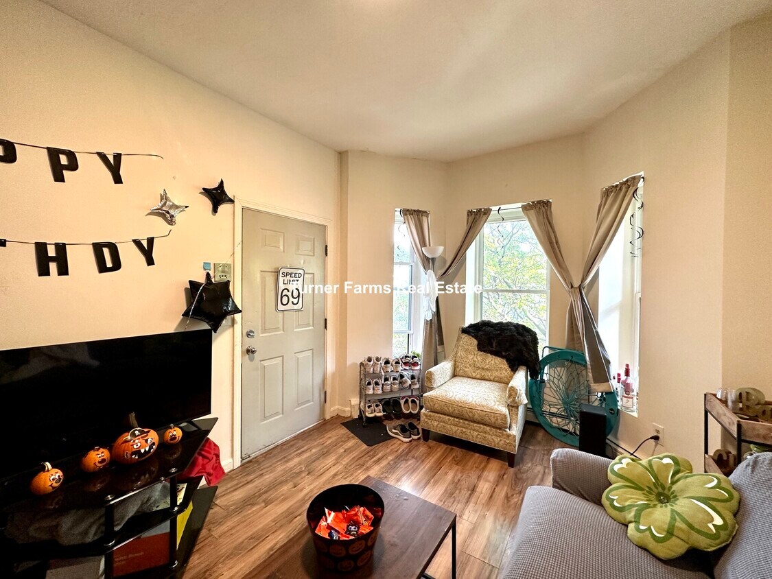 Foto principal - 96 Hammond St