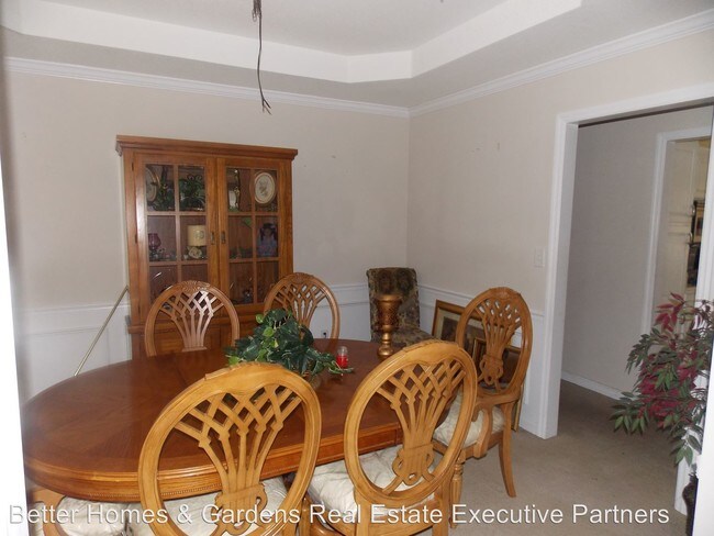 Building Photo - 4 br, 2.5 bath House - 1852 Beaver Creek Lane