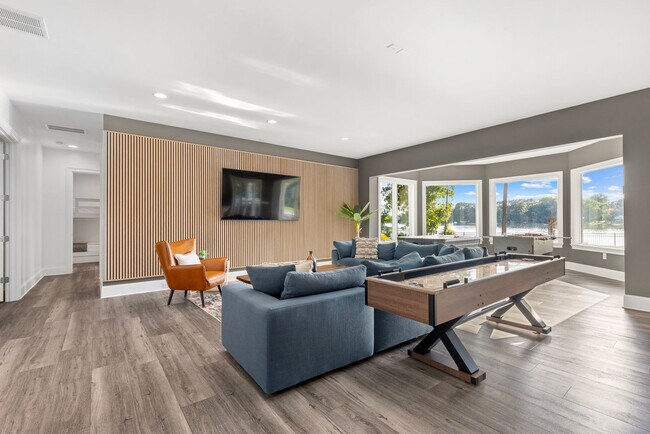 Foto del edificio - 8119 Mallard Rd