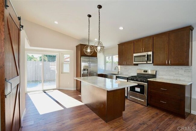 Building Photo - 11019 Canyon Mesa Ln
