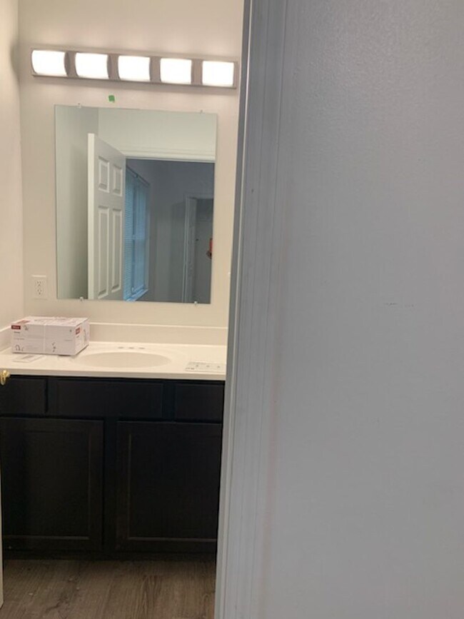 Foto del edificio - Awesome & Affordable - 3br/3bth Near Meharry, Midtown, & Downtown!!