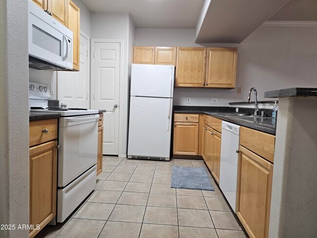 Foto del edificio - 19777 N 76th St