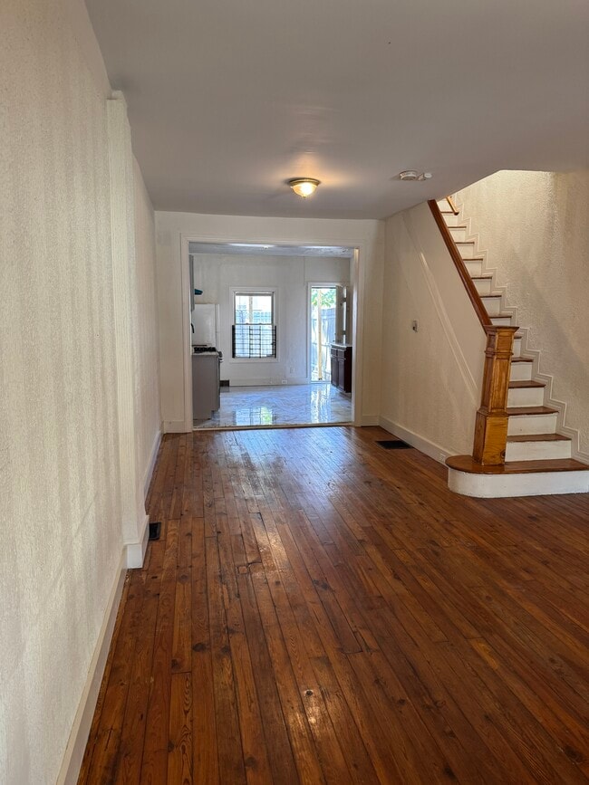 Foto del edificio - 716 N Milton Ave