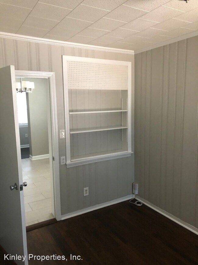 Building Photo - 2 br, 1 bath House - 3201 Dublin Road