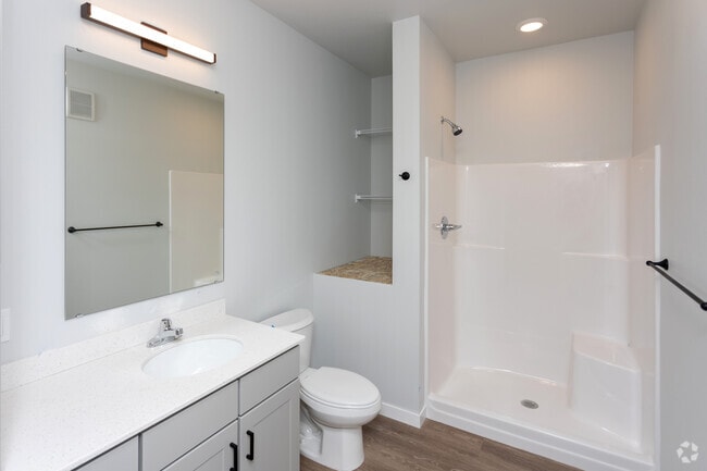 1BR, 1BA, Gunnar - 765SF - Bathroom - MAKT at EOLA