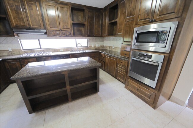 Foto del edificio - 4514 Inker St