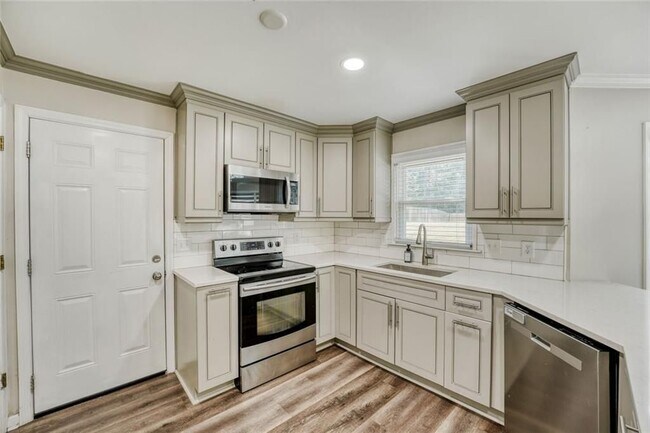 Foto del edificio - 532 Smithstone Trace SE