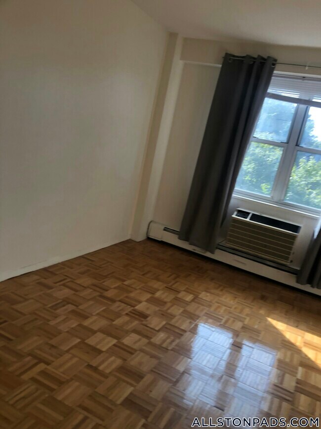 Foto del edificio - 185 Freeman St