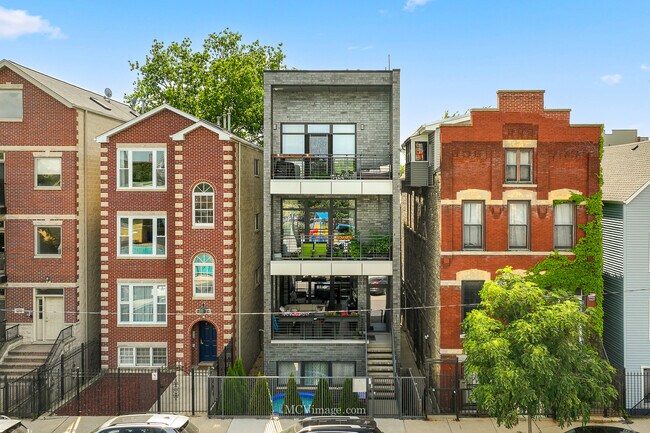 Building Photo - 1316 N Cleaver St