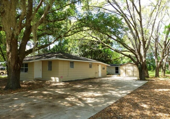 Building Photo - 34929 Cutoff Rd