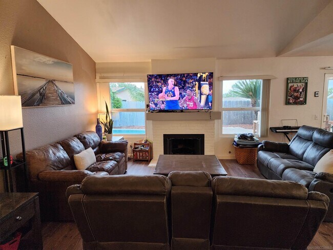 Foto del edificio - 10241 Easthaven Dr