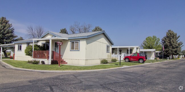 Building Photo - West Meadow Estates