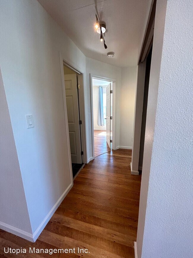 Building Photo - 4 br, 2 bath House - 2628 Del Paso Blvd.