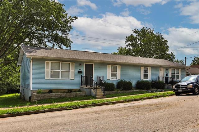 Primary Photo - 300 Reinhard Blvd