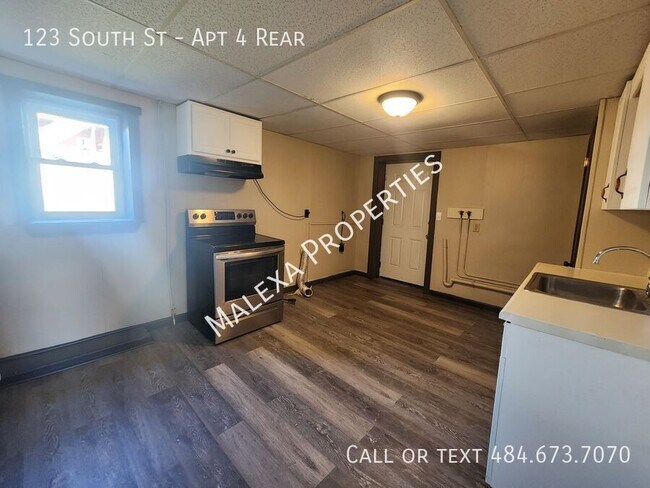 Foto del edificio - Cozy single family 3 bedroom 1 bathroom home