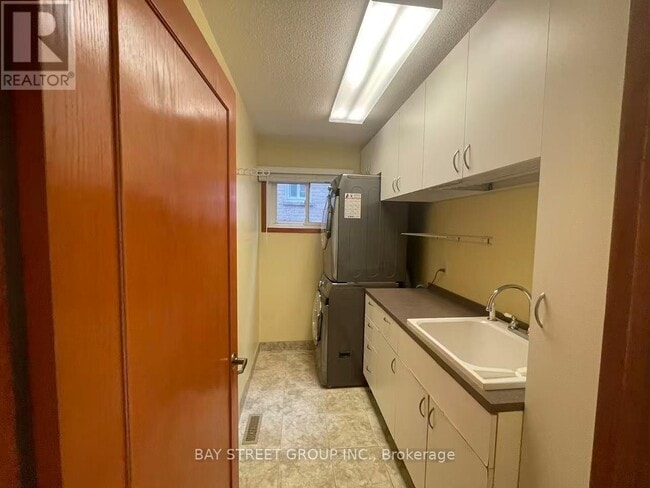 Building Photo - 36 Ventris Dr