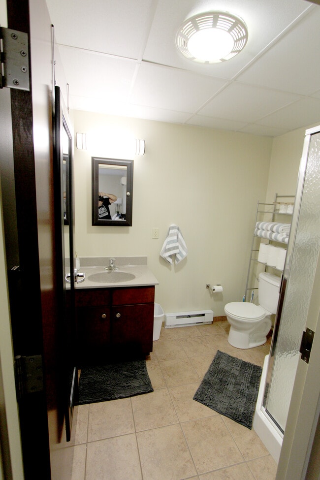 Bathroom - 152 W Main St