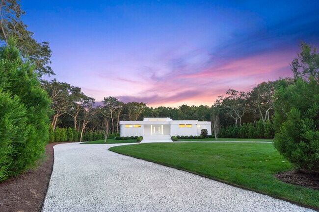 Building Photo - 2 Rivers Rd