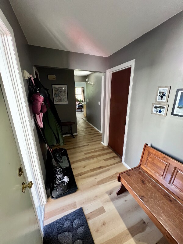 Foto del edificio - 57 Silver Birch Pl