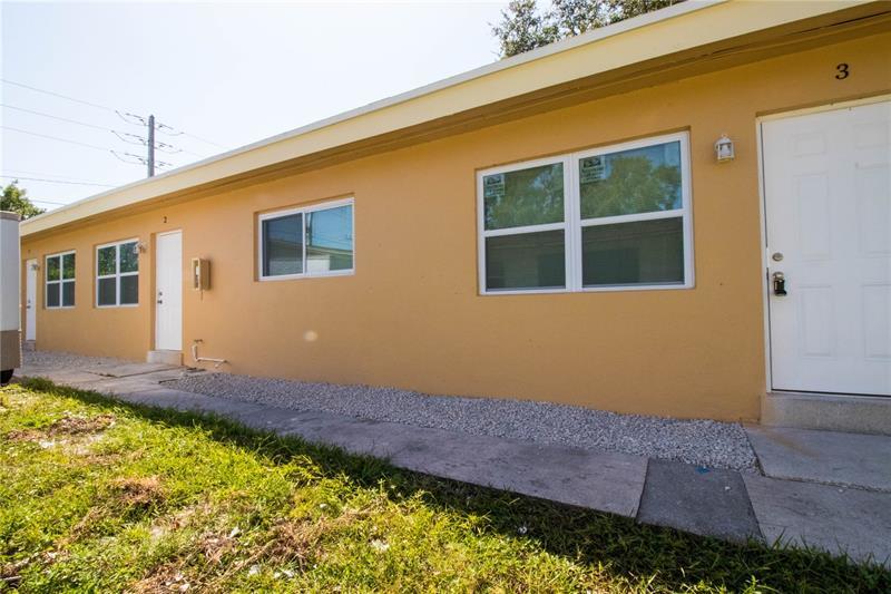 Primary Photo - 429 NW 9th Ave
