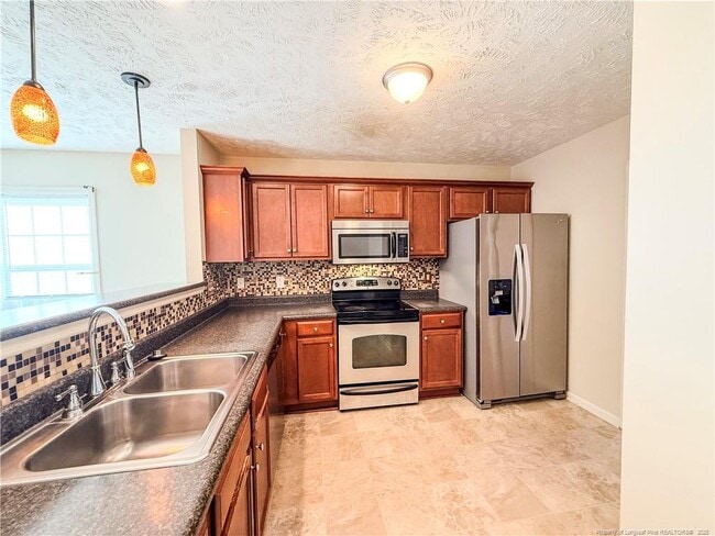 Building Photo - 4413 Scenic Pines Dr