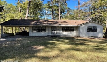 Building Photo - 312 Pine Ridge Rd