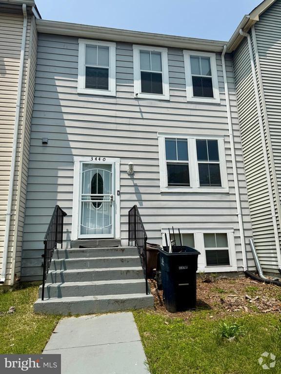 Building Photo - 3440 Cherry Hill Ct
