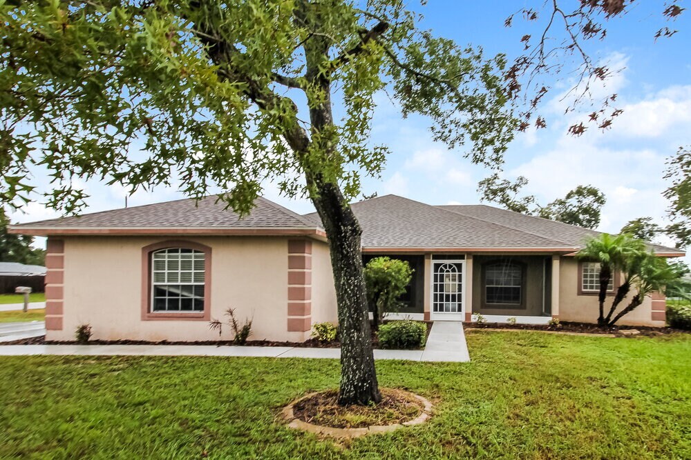 Foto principal - 14080 Barlington St