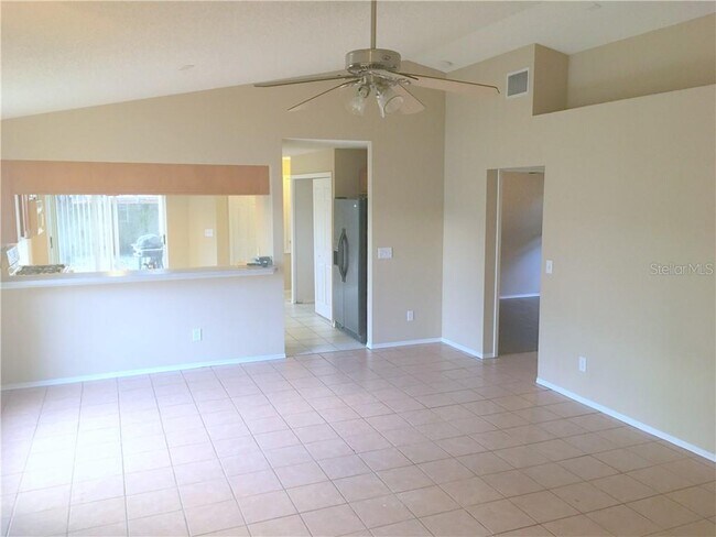 Foto del edificio - 6126 Lanshire Dr